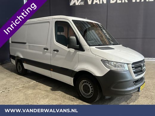 Mercedes-Benz Sprinter 319 CDI 191pk 3.0L V6 L2H1 3500kg Trekhaak Inrichting Euro6 Airco | Omvormer | Camera | Apple Car... ActivLease financial lease
