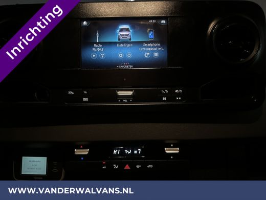 Mercedes-Benz Sprinter 319 CDI 191pk 3.0L V6 L2H1 3500kg Trekhaak Inrichting Euro6 Airco | Omvormer | Camera | Apple Car... ActivLease financial lease