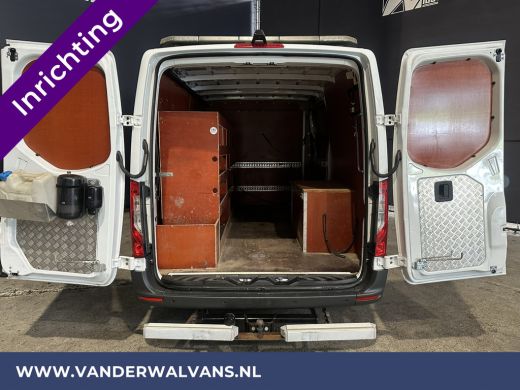 Mercedes-Benz Sprinter 319 CDI 191pk 3.0L V6 L2H1 3500kg Trekhaak Inrichting Euro6 Airco | Omvormer | Camera | Apple Car... ActivLease financial lease