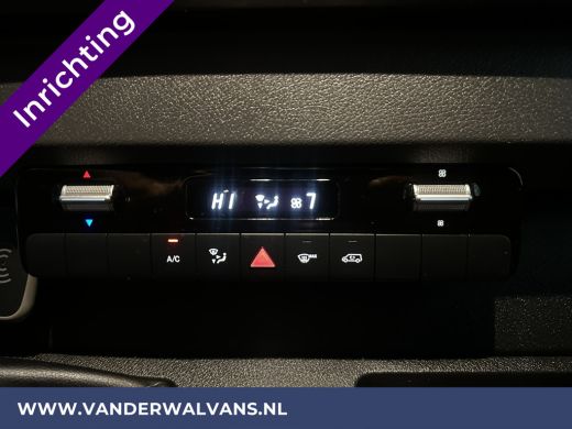 Mercedes-Benz Sprinter 319 CDI 191pk 3.0L V6 L2H1 3500kg Trekhaak Inrichting Euro6 Airco | Omvormer | Camera | Apple Car... ActivLease financial lease