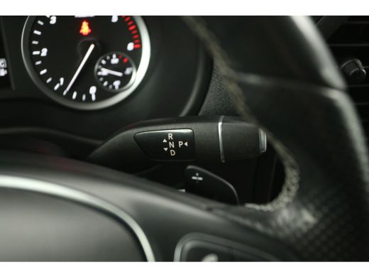 Mercedes-Benz Vito 114 CDI Lang Automaat Airco Camera Cruise Trekhaak 18"LMV Navigatie 2xSchuifdeur 3 Persoons ActivLease financial lease