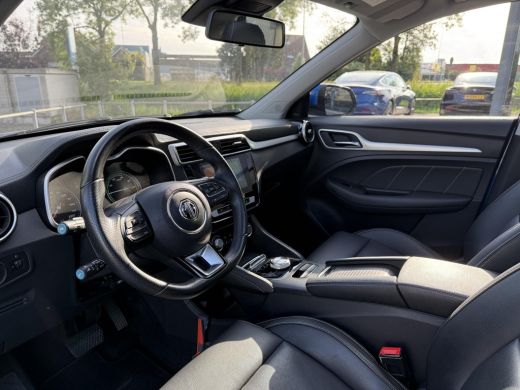 MG ZS-EV Aut. EV Luxury 45kWh | Panorama | Navi | Camera | ActivLease financial lease