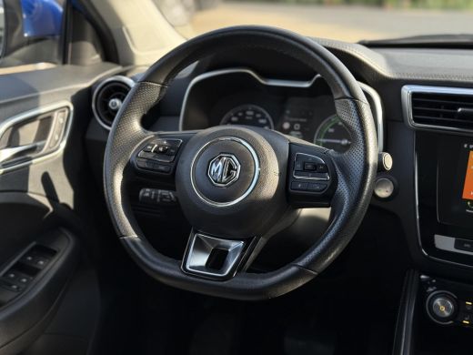 MG ZS-EV Aut. EV Luxury 45kWh | Panorama | Navi | Camera | ActivLease financial lease
