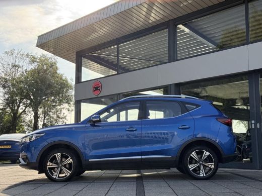 MG ZS-EV Aut. EV Luxury 45kWh | Panorama | Navi | Camera | ActivLease financial lease