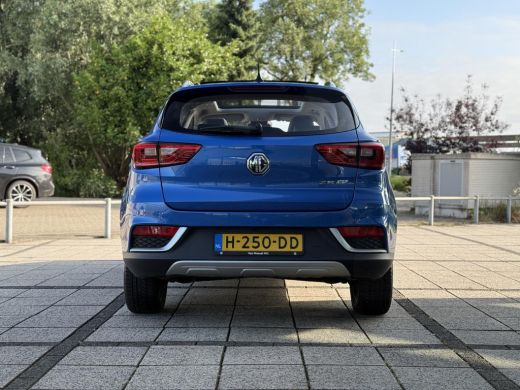 MG ZS-EV Aut. EV Luxury 45kWh | Panorama | Navi | Camera | ActivLease financial lease