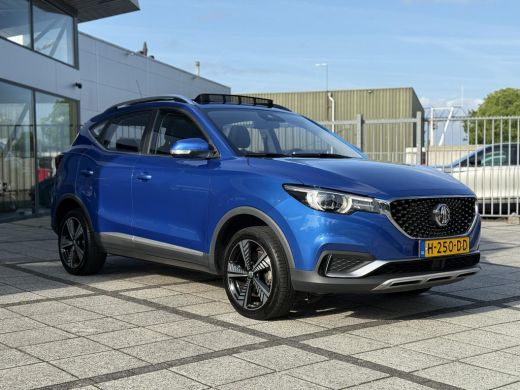 MG ZS-EV Aut. EV Luxury 45kWh | Panorama | Navi | Camera | ActivLease financial lease