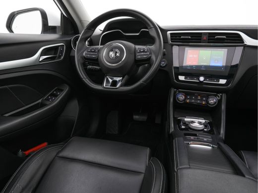 MG ZS-EV EV Luxury 45 kWh (INCL-BTW) *PANO | FULL-LEATHER | CCS-FASTLOADER | KEYLESS | NAVI-FULLMAP | ADAP... ActivLease financial lease