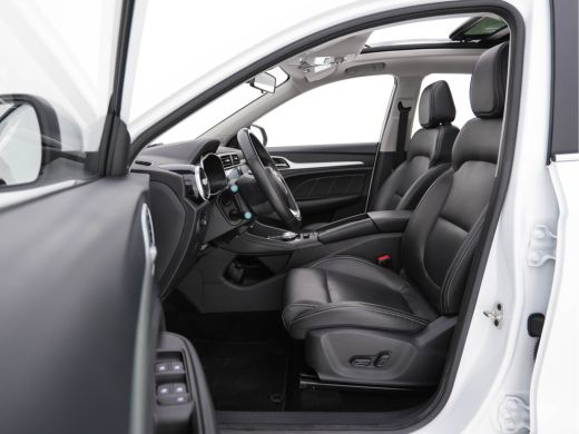 MG ZS-EV EV Luxury 45 kWh (INCL-BTW) *PANO | FULL-LEATHER | CCS-FASTLOADER | KEYLESS | NAVI-FULLMAP | ADAP... ActivLease financial lease