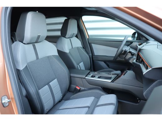 Opel Grandland 1.2 HYBRID 145PK GS AUTOMAAT | Draadloze telefoonlader (Inductie) | Elektronische klimaatregeling... ActivLease financial lease
