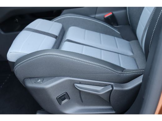 Opel Grandland 1.2 HYBRID 145PK GS AUTOMAAT | Draadloze telefoonlader (Inductie) | Elektronische klimaatregeling... ActivLease financial lease