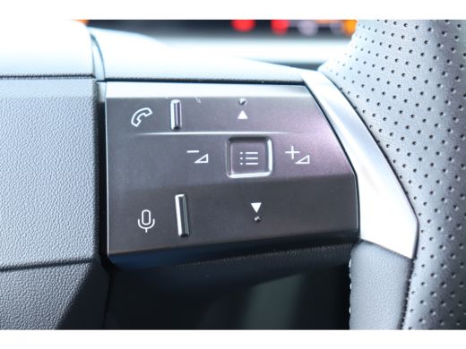 Opel Grandland 1.2 HYBRID 145PK GS AUTOMAAT | Draadloze telefoonlader (Inductie) | Elektronische klimaatregeling... ActivLease financial lease