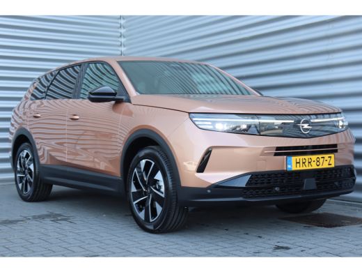 Opel Grandland 1.2 HYBRID 145PK GS AUTOMAAT | Draadloze telefoonlader (Inductie) | Elektronische klimaatregeling... ActivLease financial lease