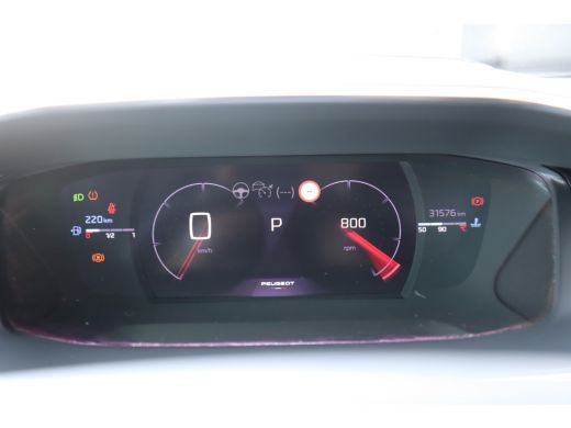 Peugeot 2008 1.2 PURETECH 130PK GT PACK AUTOMAAT / NAVI / LEDER / CLIMA / LED / PDC / 17" LMV / KEYLESS / ALCA... ActivLease financial lease