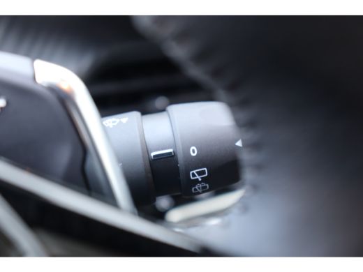Peugeot 208 1.2 PURETECH 100PK ALLURE PACK AUTOMAAT / NAVI / LEDER / CLIMA / FULL-LED / CAMERA / 16" LMV / KE... ActivLease financial lease