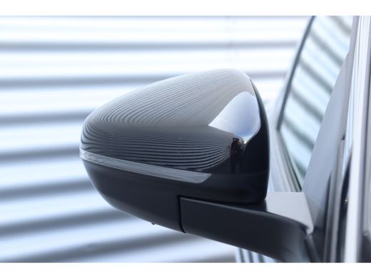 Peugeot 3008 1.6 HYBRID 225PK ALLURE PACK AUTOMAAT / NAVI / LEDER / CLIMA / PDC / 18" LMV / CAMERA / KEYLESS /... ActivLease financial lease