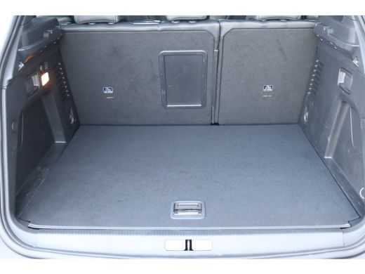 Peugeot 3008 1.6 HYBRID 225PK ALLURE PACK AUTOMAAT / NAVI / LEDER / CLIMA / PDC / 18" LMV / CAMERA / KEYLESS /... ActivLease financial lease