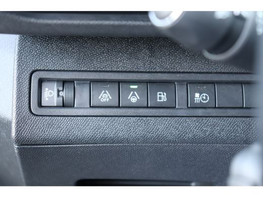 Peugeot 3008 1.6 HYBRID 225PK ALLURE PACK AUTOMAAT / NAVI / LEDER / CLIMA / PDC / 18" LMV / CAMERA / KEYLESS /... ActivLease financial lease