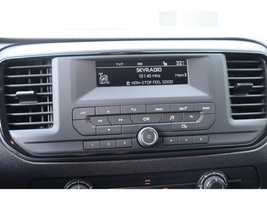 Peugeot Expert 1.5 BLUEHDI 100PK COMPACT PREMIUM / AIRCO / LED / PDC / TREKHAAK / BLUETOOTH / CRUISECONTROL / 1E... ActivLease financial lease