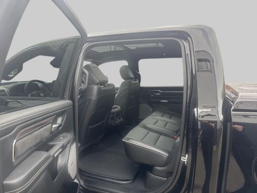 RAM 1500 Laramie Hurricane, BPM VRIJ | Incl. Tonneau cover |Panoramadak | Bijrijders scherm|  Adaptieve Cr... ActivLease financial lease