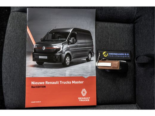 Renault Master T35 L2H2 | Red Edition | 87 kWh | LED | Camera | CarPlay | Navi | Cruise | Airco | PDC ActivLease financial lease