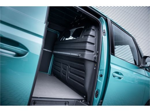 Volkswagen ID. Buzz Cargo Cargo Bulli edition - Trekhaak - Direct leverbaar - 4 Motion! ActivLease financial lease