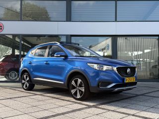 MG ZS-EV Aut. EV Luxury 45kWh | Panorama | Navi | Camera |