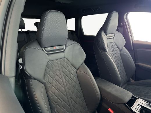 Audi Q6 e-tron S edition quattro 388Pk 100 kWh / | Stoelverwarming voor en achter / Sportstoelen plus voorin / 3... ActivLease financial lease