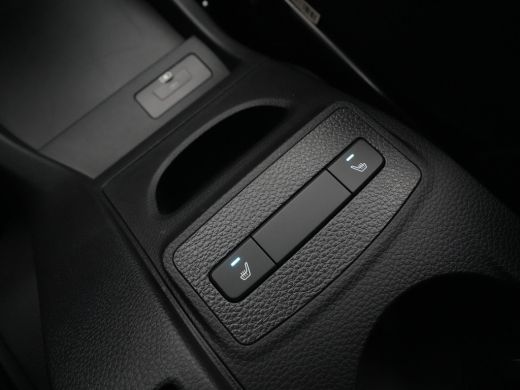 BYD ETP3 136pk 45 kWh Navigatie Camera Lm Velgen Leder Wordt verwacht week 27 ActivLease financial lease