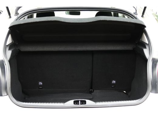 Citroën C3 1.2 PureTech Feel / NAVI / LED / CLIMA / BLUETOOTH / CRUISECONTROL / 1E EIGENAAR / SCHTTERENDE ST... ActivLease financial lease