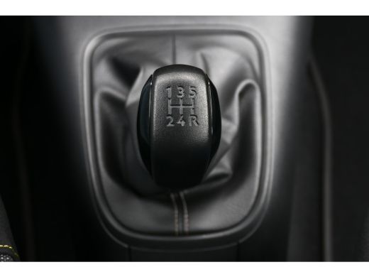 Citroën C3 1.2 PureTech Feel / NAVI / LED / CLIMA / BLUETOOTH / CRUISECONTROL / 1E EIGENAAR / SCHTTERENDE ST... ActivLease financial lease