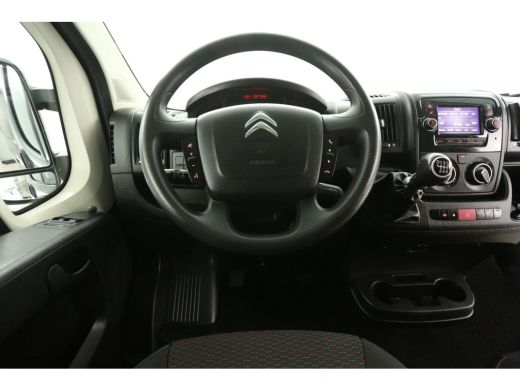 Citroën Jumper 33 2.2 BlueHDi L2H2 Airco Camera Cruise Navigatie Trekhaak 3 Persoons Elektrpakket ActivLease financial lease
