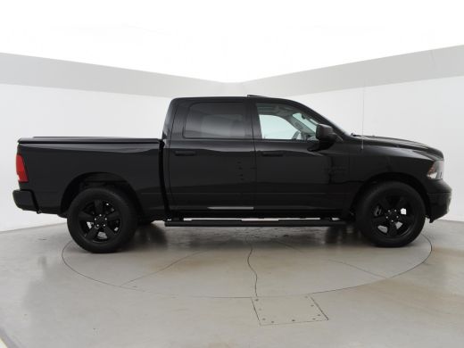 Dodge Ram 1500 1500 5.7 V8 357 PK LPG 4X4 CREW CAB *3.934 KM!* + LEDER | SCHUIFDAK | CAMERA | TREKHAAK 3500 KG ActivLease financial lease
