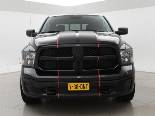 Dodge Ram 1500 1500 5.7 V8 357 PK LPG 4X4 CREW CAB *3.934 KM!* + LEDER | SCHUIFDAK | CAMERA | TREKHAAK 3500 KG ActivLease financial lease