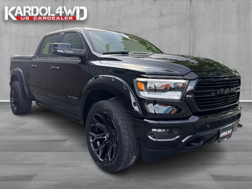 Dodge Ram 1500 1500 5.7 V8 4x4 Crew Cab Laramie | GEHEEL RIJKLAAR!!! | Model24 BPM VRIJ!| Elektr. treeplanken | ... ActivLease financial lease