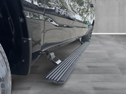 Dodge Ram 1500 1500 5.7 V8 4x4 Crew Cab Laramie GT | Virtual cockpit | Panoramadak | Trekhaak 13-polig | LPG | B... ActivLease financial lease