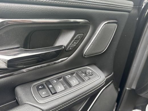 Dodge Ram 1500 1500 5.7 V8 4x4 Crew Cab Laramie GT | Virtual cockpit | Panoramadak | Trekhaak 13-polig | LPG | B... ActivLease financial lease