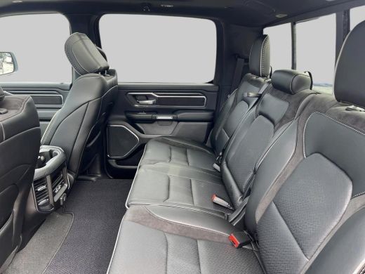 Dodge Ram 1500 1500 5.7 V8 4x4 Crew Cab Laramie | Model24 | Adaptieve cruise control | Incl Undercover| 360gr ca... ActivLease financial lease