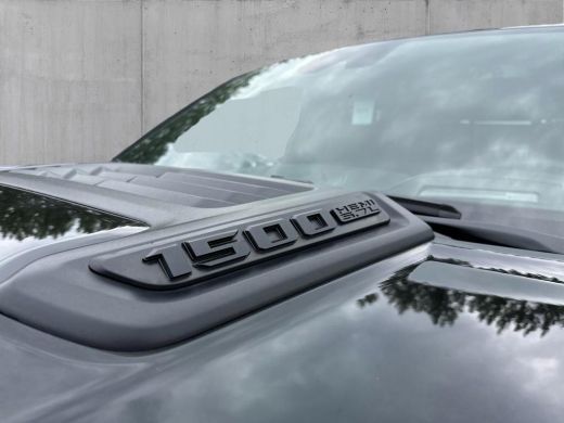 Dodge Ram 1500 1500 5.7 V8 4x4 Crew Cab Laramie | Model24 | Elektr. treeplanken | Head-up | 360gr camera| Panora... ActivLease financial lease