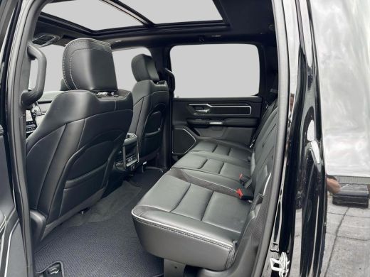 Dodge Ram 1500 1500 5.7 V8 4x4 Crew Cab Laramie | Model24 | Elektr. treeplanken | Head-up | 360gr camera| Panora... ActivLease financial lease
