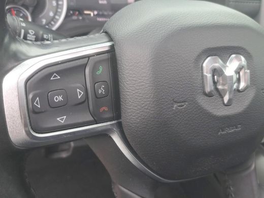 Dodge Ram 1500 1500 5.7 V8 4x4 Crew Cab Laramie | Tonneau cover| Panoramadak | elek. Treeplanken | 360gr camera ... ActivLease financial lease