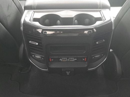 Dodge Ram 1500 1500 5.7 V8 4x4 Crew Cab Laramie | Tonneau cover| Panoramadak | elek. Treeplanken | 360gr camera ... ActivLease financial lease