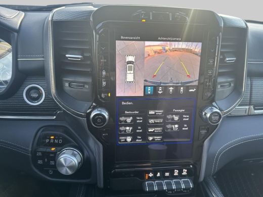 Dodge Ram 1500 1500 5.7 V8 4x4 Crew Cab Limited | Multifuncionele tailgate | Trekhaak 13-polig Geheel rijklaar i... ActivLease financial lease