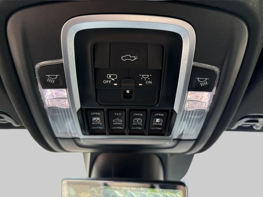 Dodge Ram 1500 1500 5.7 V8 4x4 Crew Cab Limited | Virtual spiegel | extra interieurverlichting | Diamondback | R... ActivLease financial lease