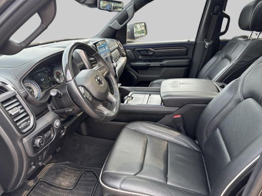 Dodge Ram 1500 1500 5.7 V8 4x4 Crew Cab Limited | Virtual spiegel | extra interieurverlichting | Diamondback | R... ActivLease financial lease