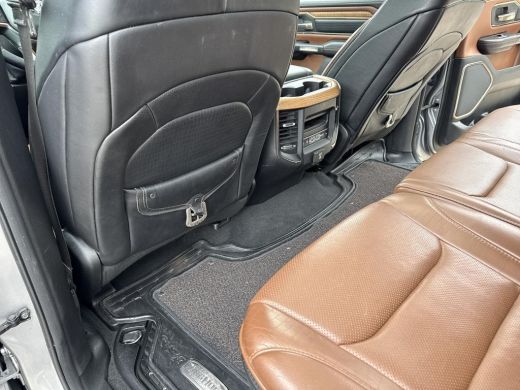 Dodge Ram 1500 1500 5.7 V8 4x4 Crew Cab Longhorn | LPG 200L | Trekhaak 13-polig | Geheel rijklaar incl. Garantie ActivLease financial lease