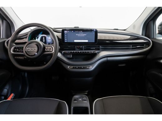 Fiat 500 42 kWh 118 PK | Apple Carplay & Android Auto | Climate Controle | Cruise Controle | 3 Fase Aanslu... ActivLease financial lease