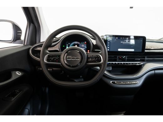 Fiat 500 42 kWh 118 PK | Apple Carplay & Android Auto | Climate Controle | Cruise Controle | 3 Fase Aanslu... ActivLease financial lease