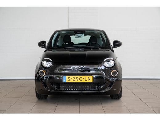Fiat 500 42 kWh 118 PK | Apple Carplay & Android Auto | Climate Controle | Cruise Controle | 3 Fase Aanslu... ActivLease financial lease
