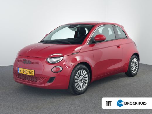 Fiat 500 RED 24 kWh | Airco | Audio installatie | Bandenspanningscontrolesysteem Fiat 500 RED 24 kWh | Airco | Audio installatie | Bandenspanningscontrolesysteem