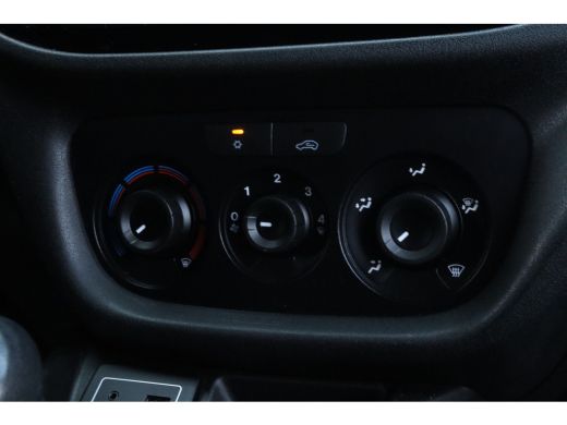 Fiat Doblò 1.6 MJ L2H1 Maxi SX | Cruise Control | Navi | Trekhaak | Sensoren | Bullbar | Sidebars | Airco ActivLease financial lease